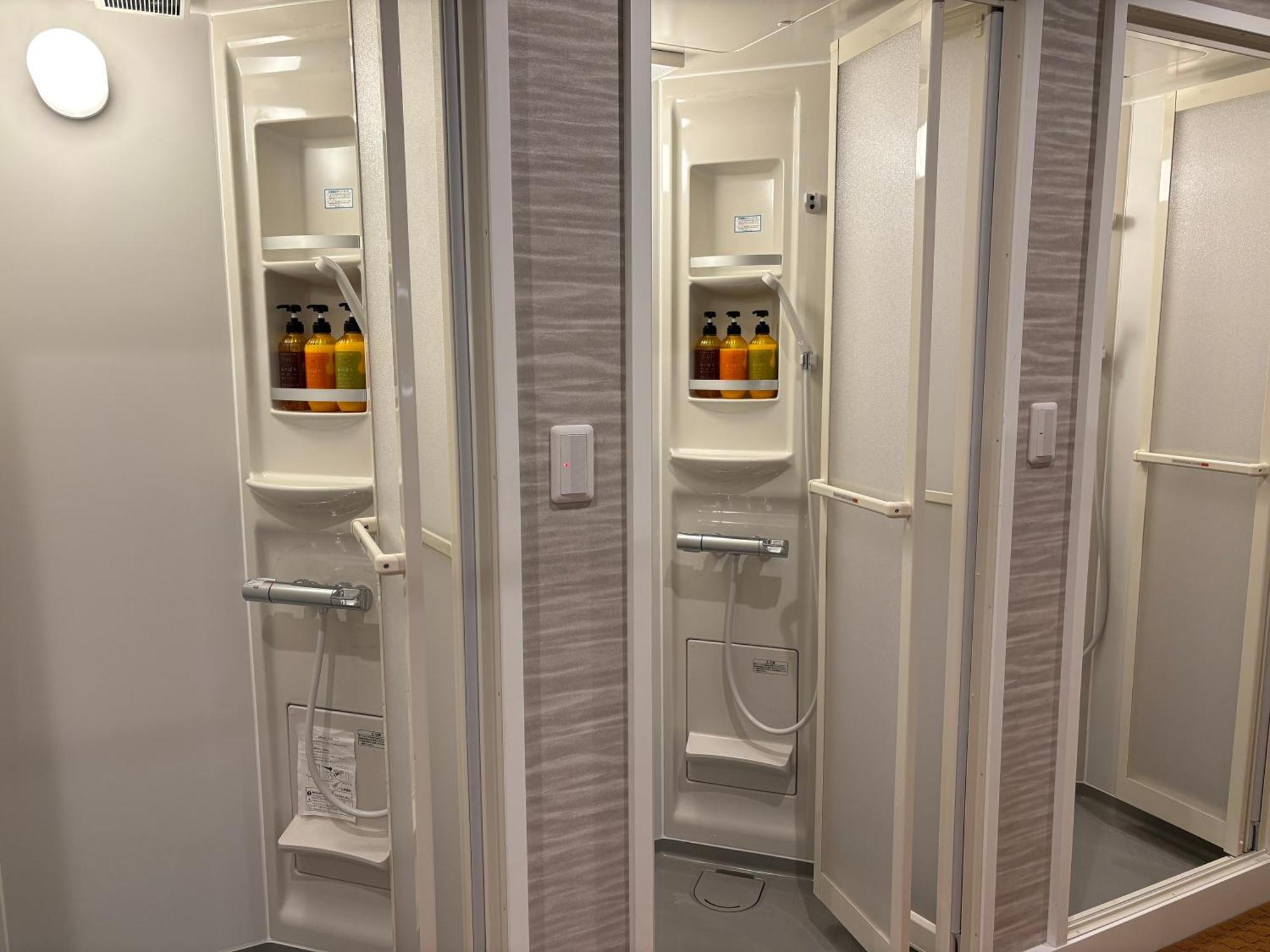 Capsule Hotel Nagasaki Bagian luar foto
