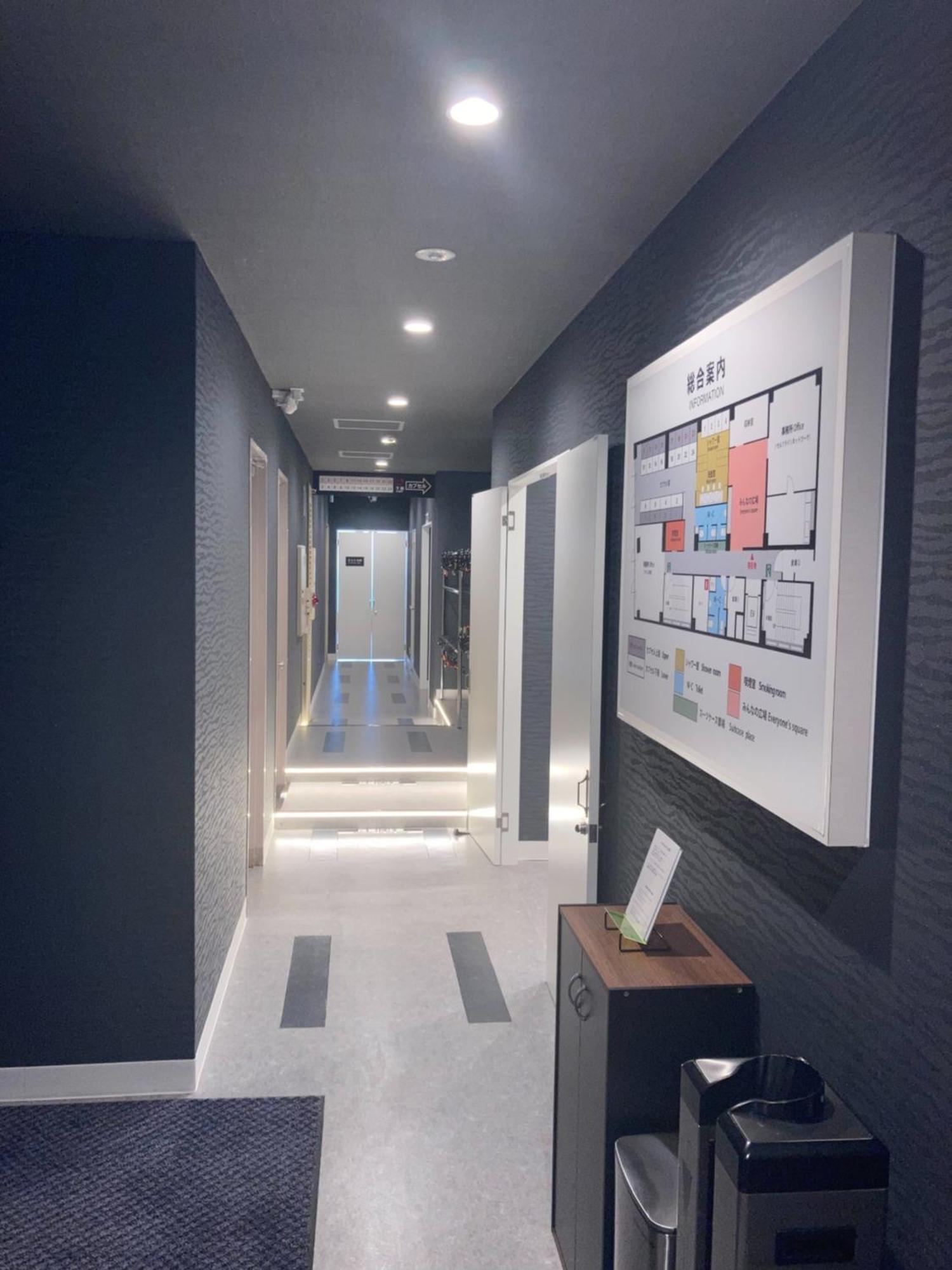 Capsule Hotel Nagasaki Bagian luar foto